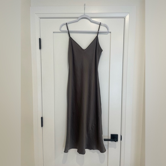 Wilfred Only Slip Satin Midi Dress Size M - Peppercorn Grey - Picture 2 of 6